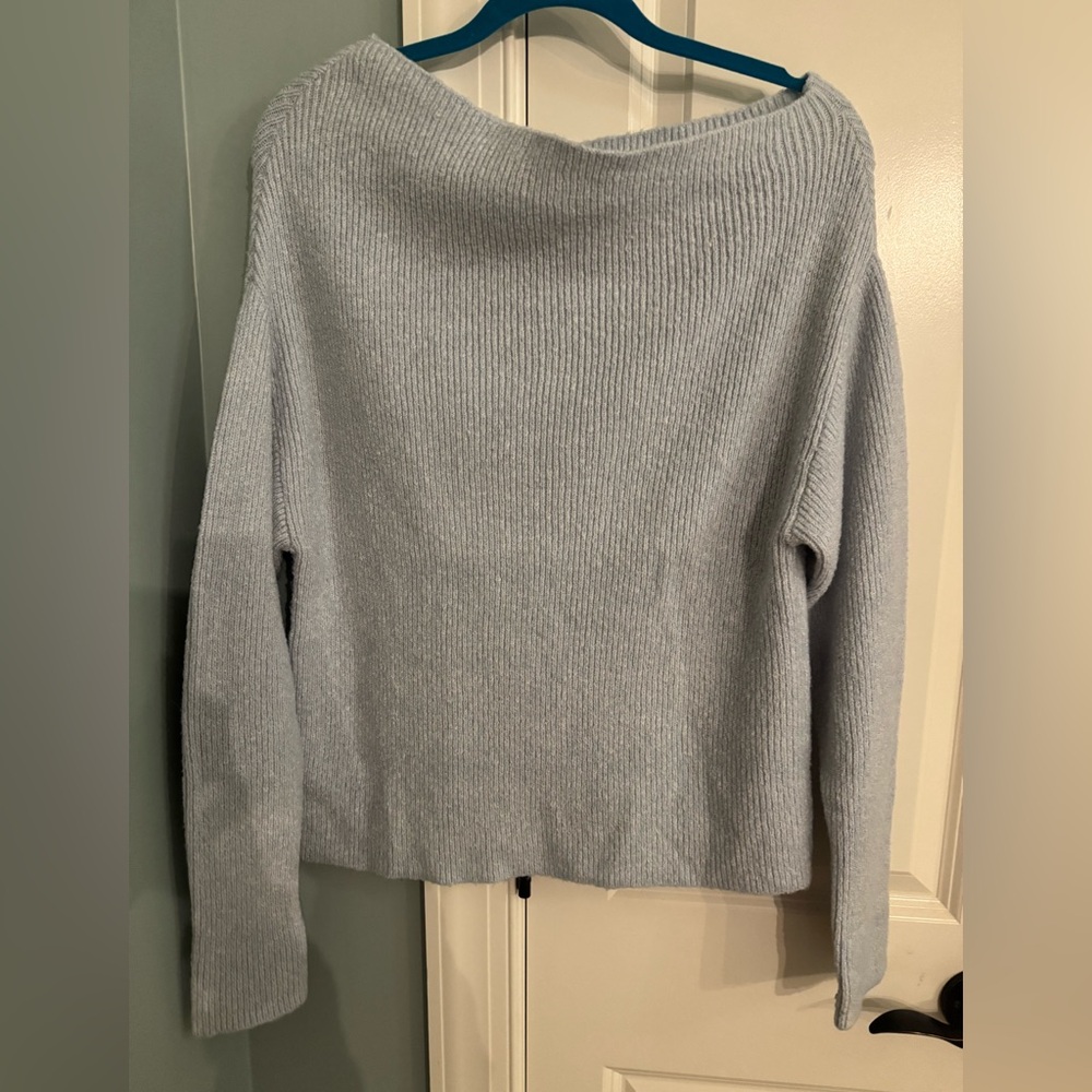 Treasure & Bond (Nordstrom) wide neck/off shoulder soft sweater size small